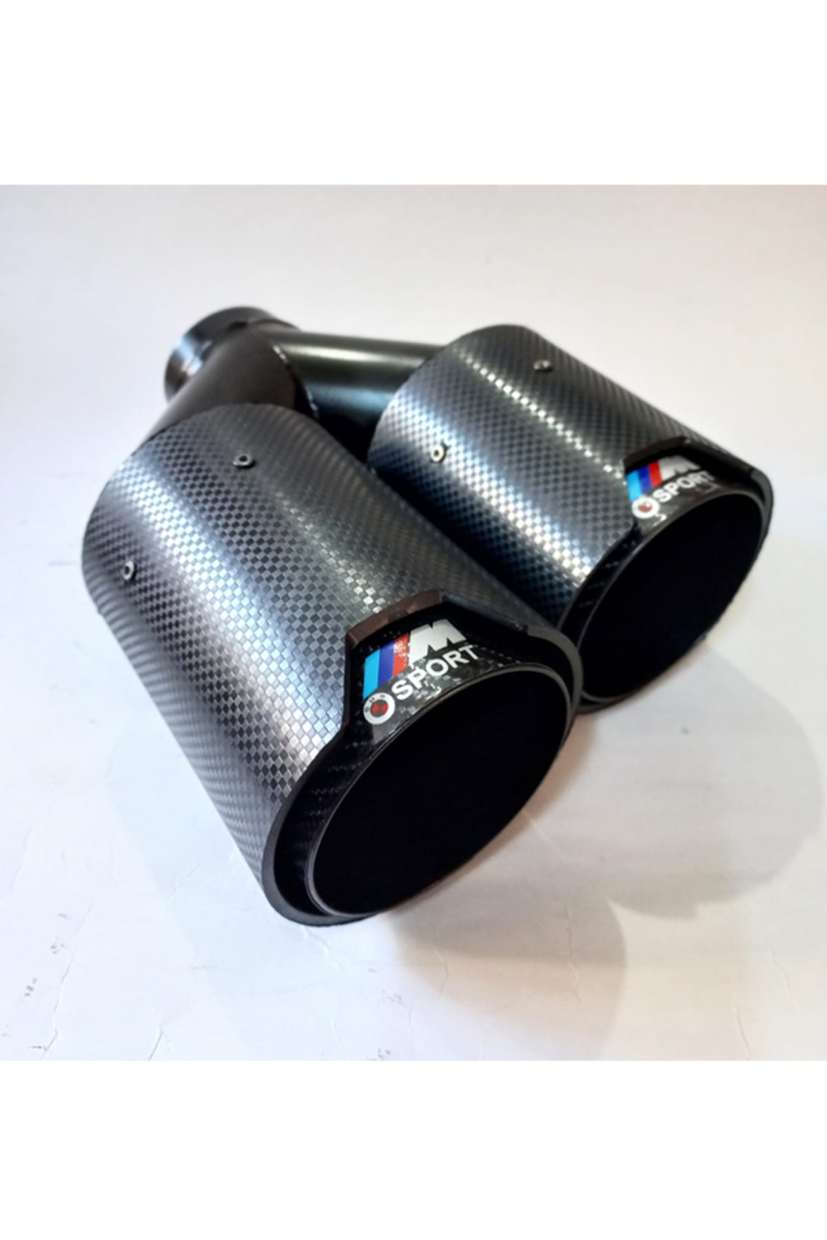 | 90 Mm SAĞ Dual Karbon Akrapovic M-Sport Logolu Egzoz Ucu 1 | 90 mm sağ dual karbon akrapovic m-sport logolu egzoz ucu 1